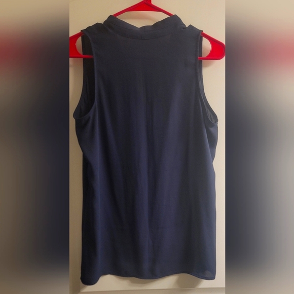 Violet & Claire Navy Blue Sleeveless Blouse in Medium - Picture 2 of 3